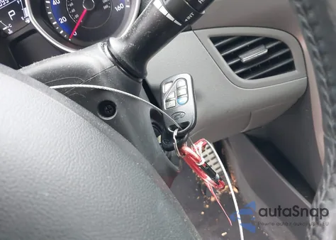 2013 Hyundai Elantra Se z USA, uszkodzony, nr VIN KMHDH6AE4DU011889